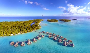 Combiné d'hôtels - Hôtellerie de luxe polynésienne tahaa_-_aerial