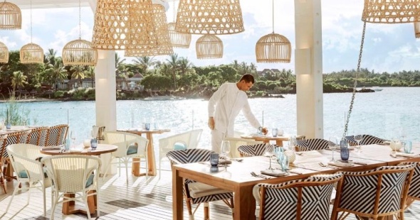 hotel-lux-grand-gaube-ile-maurice-bodrum-blue-02_768145431