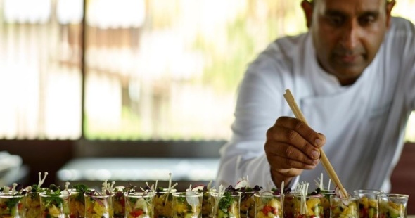 hotel-lux-le_-morne-resort-ile-maurice-the-kitchen