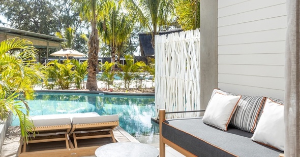 hotel-sunrise-attitude-ile-maurice-swim-up-room-terrace
