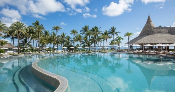 htel_lux_belle_mare_5_luxe-ile-maurice-pool-02