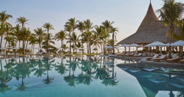 htel_lux_belle_mare_5_luxe-ile-maurice-pool