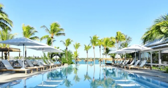 veranda-grand-baie-ile-maurice-pool